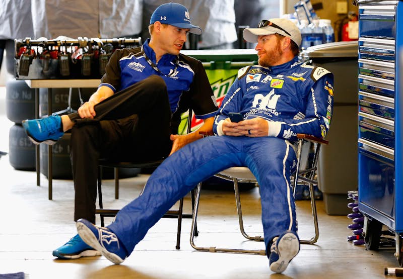 Earnhardt backs wife, blames himself for Clash debate